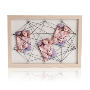 מסגרת עץ  חוטים